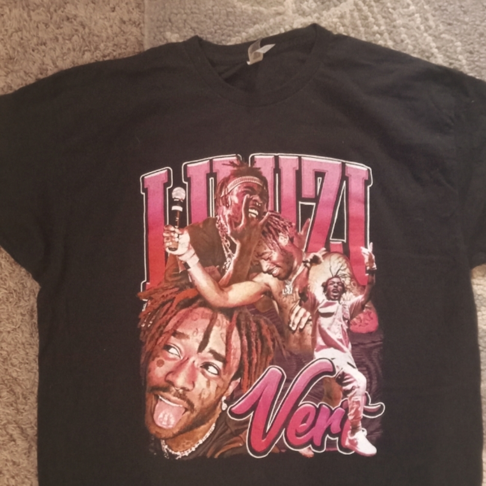 Xl graphic tshirt